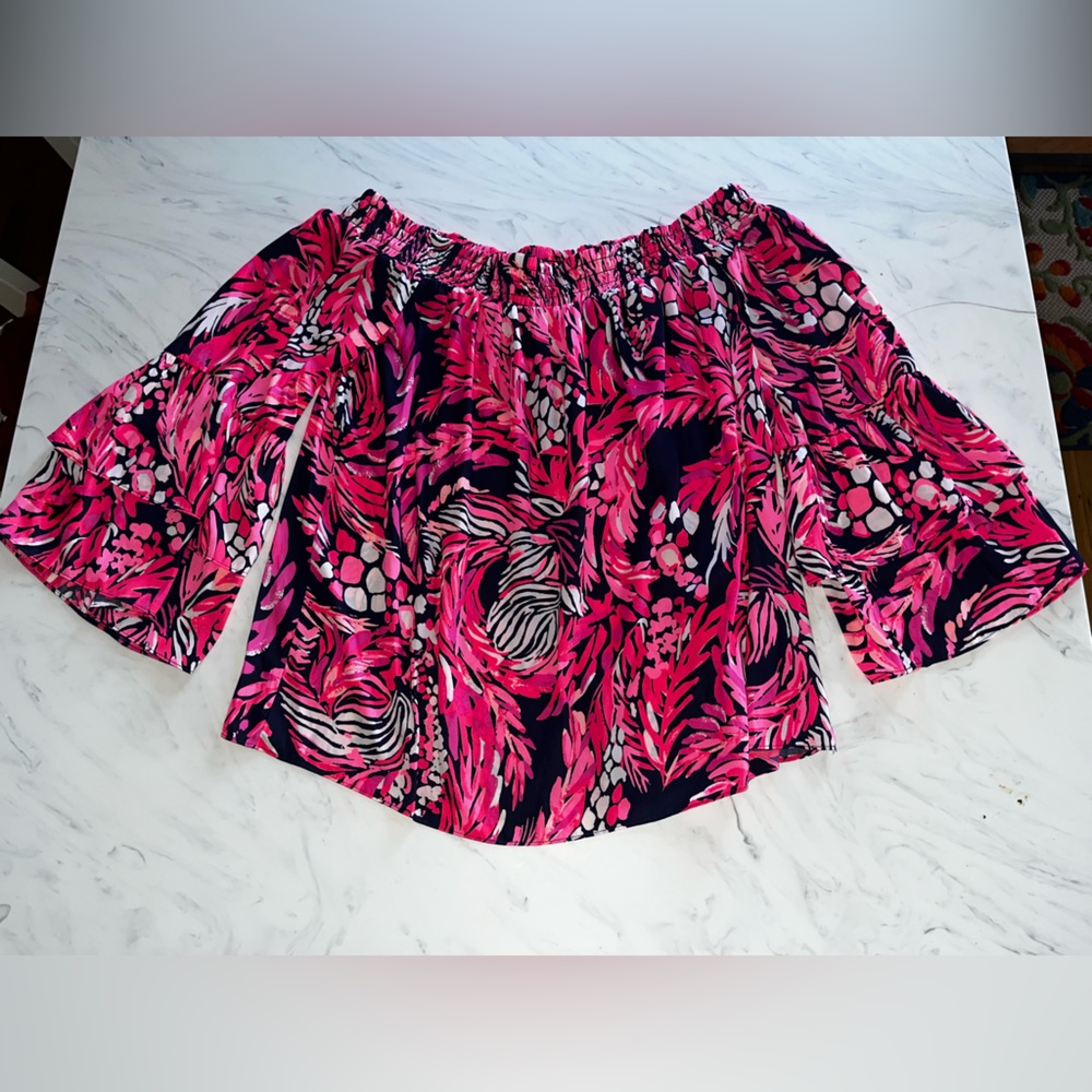 Lilly pulitzer pink Floral navy top shirt blouse off the shoulder Silky